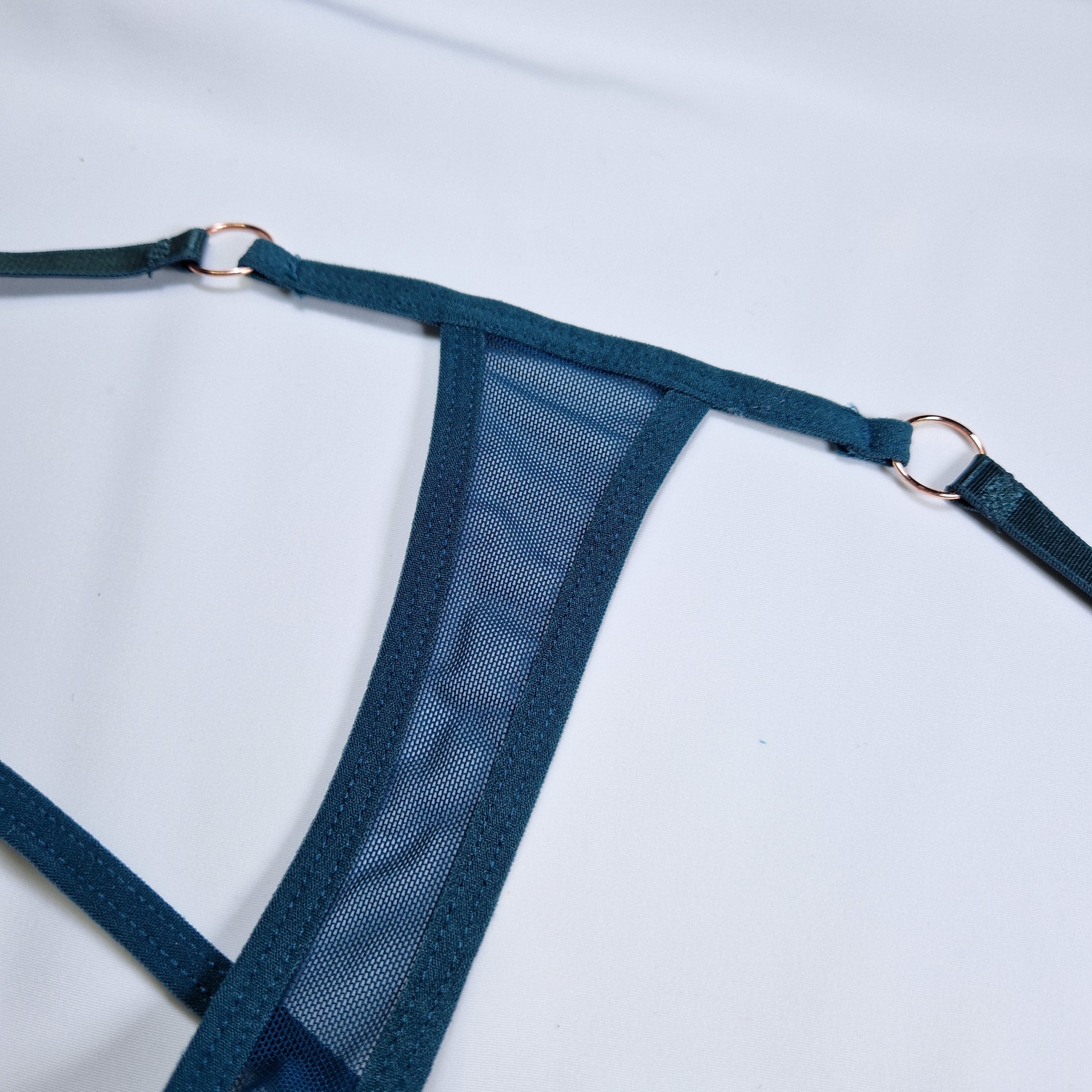 Personalized Asymetric String
