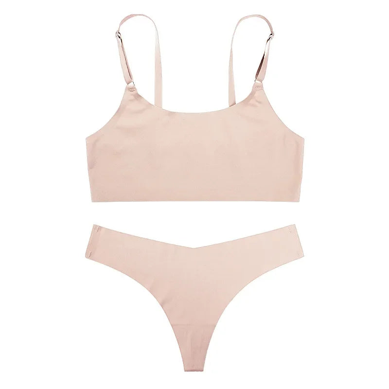 47400100856153|47400100888921|47400100921689|47400100954457