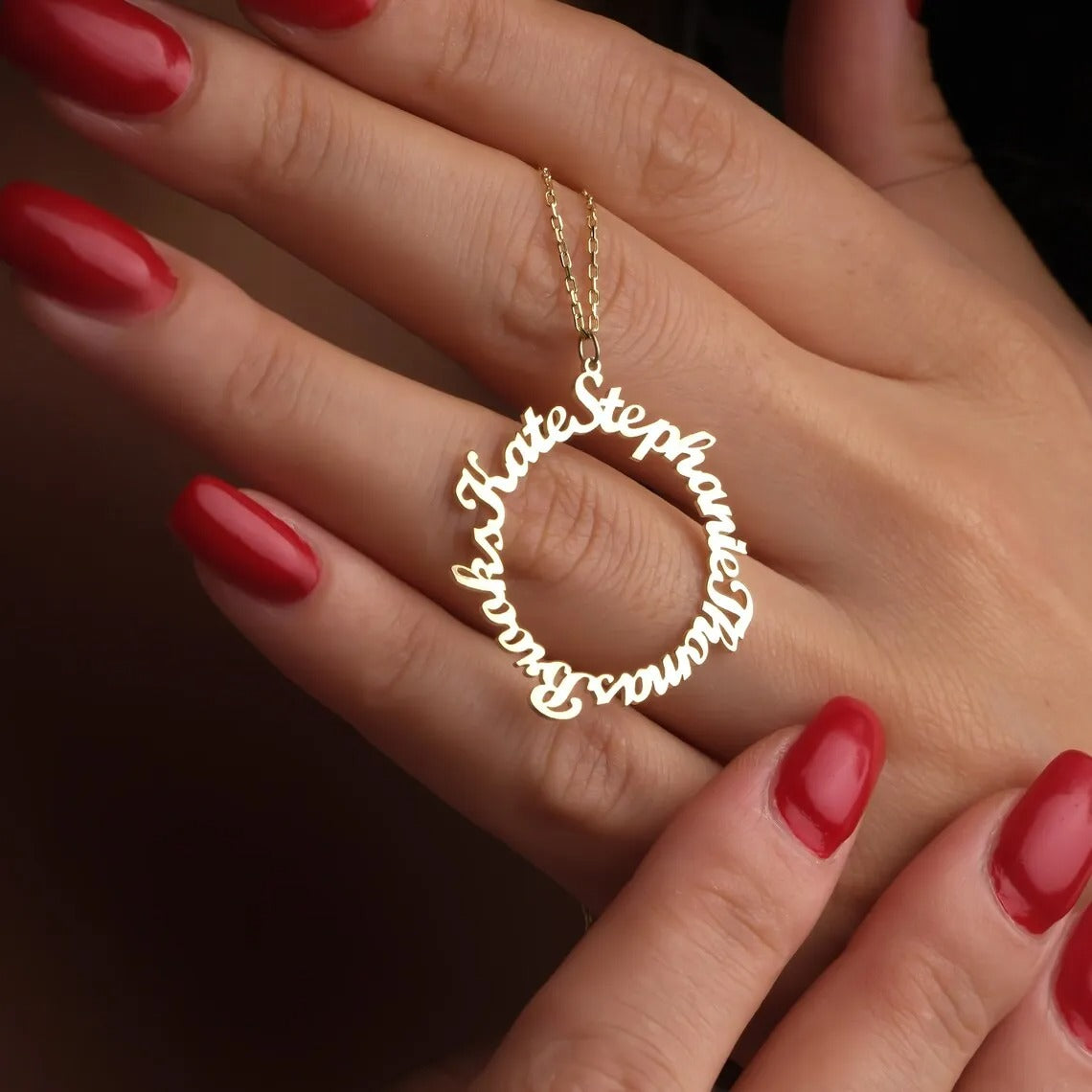 Personalized Elara Circle Necklace