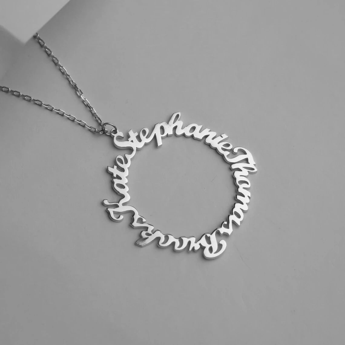 Personalized Elara Circle Necklace