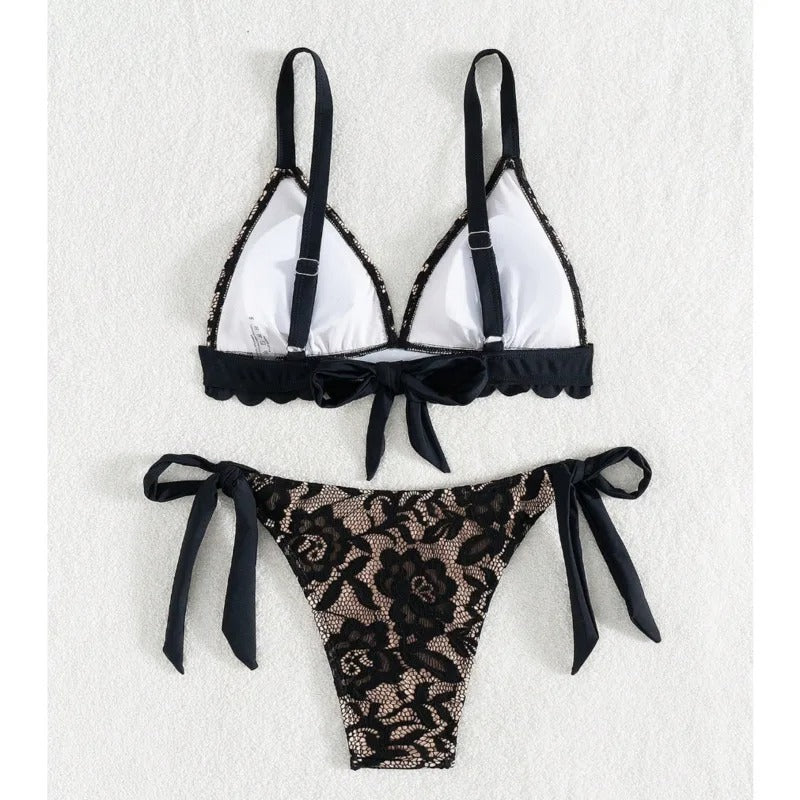 Lila Bikini