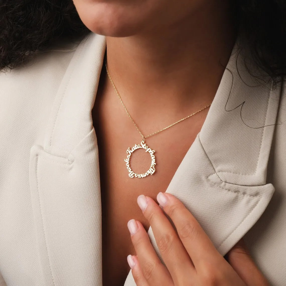 Personalized Elara Circle Necklace
