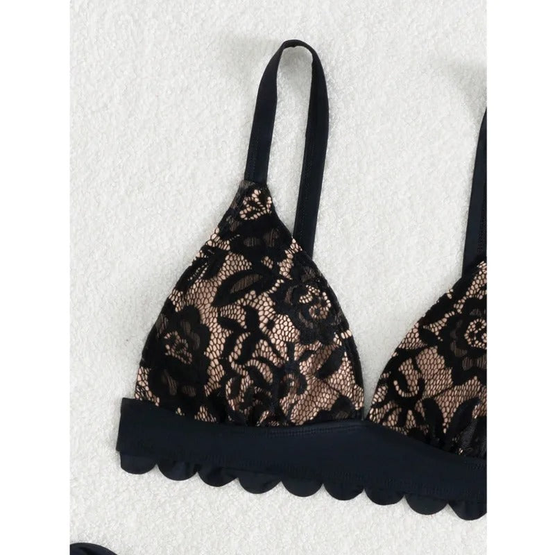 Lila Bikini