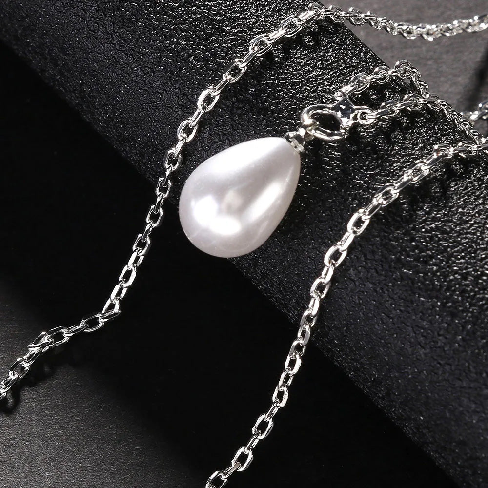 Pearl Back Chain