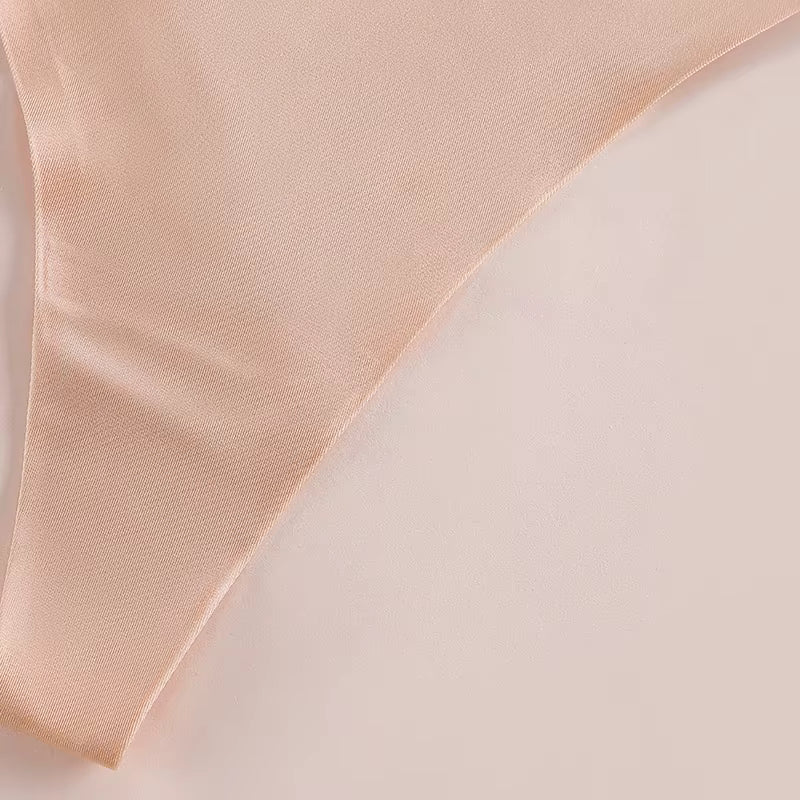 Cassie Silky Seamless Thong