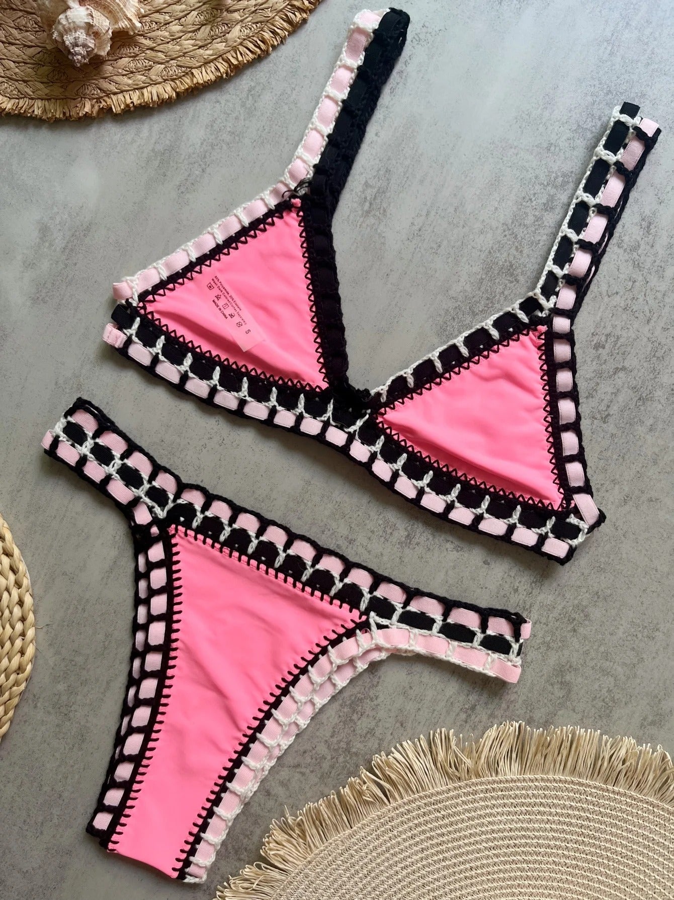 Alena Bikini
