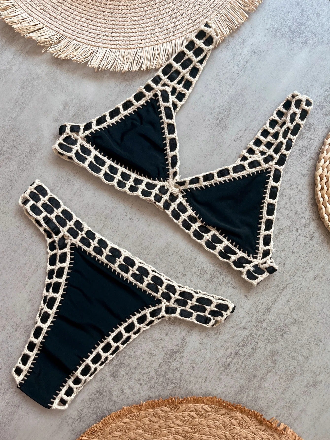 Alena Bikini