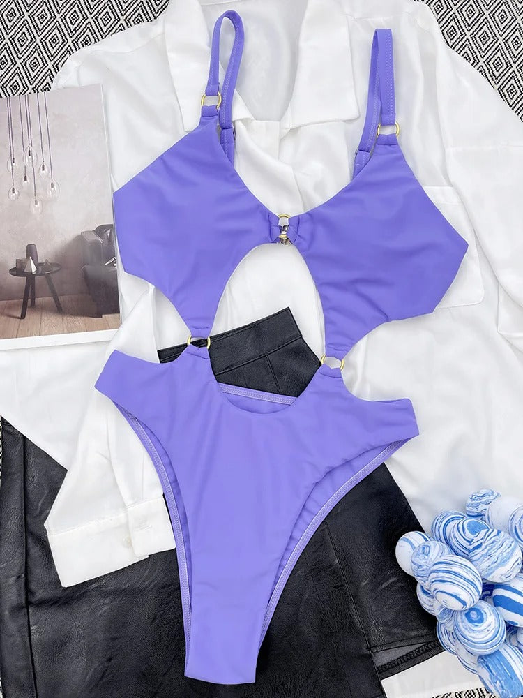 Lila Bikini